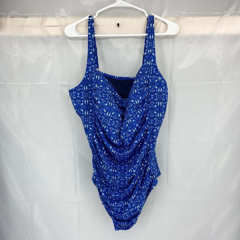 LL Bean Women 26W One Piece Swimsuit Blue Floral Beach Nautical Adjustable Strap